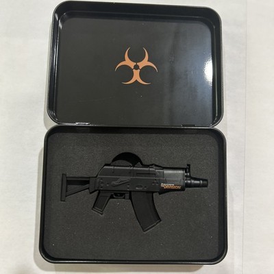 Tom Clancy's The Division Ubisoft Ubiworkshop Promotional USB Plastic Gun w/Tin!