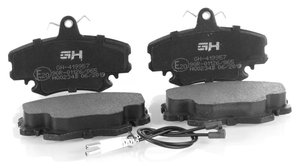 1x Brake Pads Front for RENAULT R9-R30, MEGANE