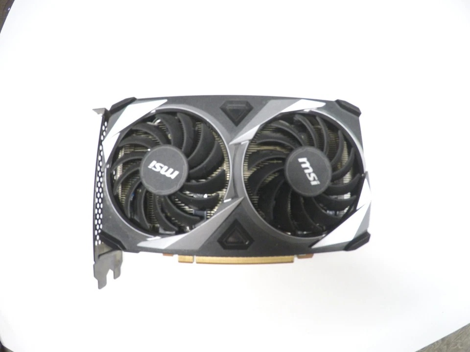GPU AMD Radeon RX6500 XT 4 GB Foto 4 de 4