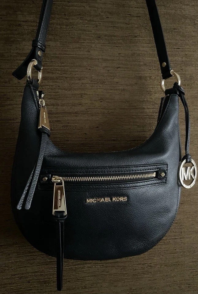 Michael Kors Rhea Negro Cuero Guijarro Suave Bolsillo con Cremallera Hombro Mediano C.B. Bolso Foto 4 de 4