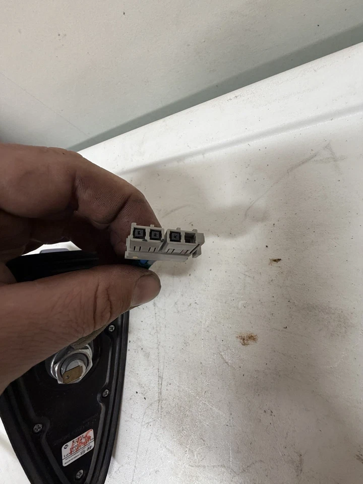 Antena de techo OEM para Hyundai Ioniq HEV, PHEV 96210-G2100-YP5 azul intenso (YP5) Foto 3 de 4