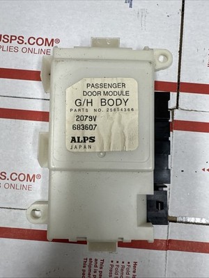 2000-2005 Buick Lesabre PASSENGER Door Control Module 25654366
