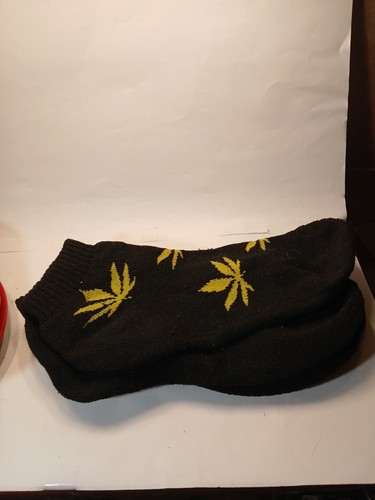 Leaf Socks 2 Pair One Size New Open Box Black - Picture 2 of 3