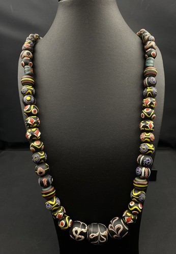 Filo di perle in vetro africano vintage 129 grammi rara perla di vetro colorata - Foto 4 di 5