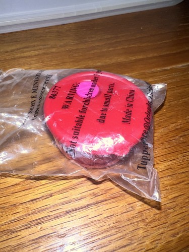 Tupperware ROCK N SERVE RED Gadget Miniature Midget New Opens For Tissues Notes - Picture 6 of 13