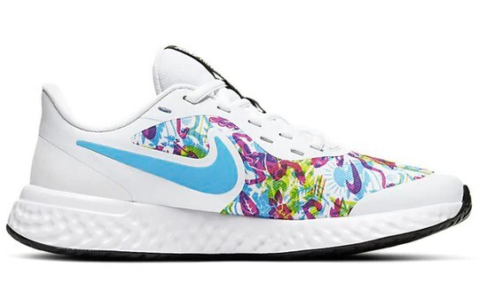 Kids Nike Revolution 5 Fable GS Sneaker US Size 5y White Multi Cj2092 100  for sale online | eBay