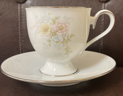 Noritake Ireland 2963 Anticipation Coffee/Tea Cup & Saucers Ireland