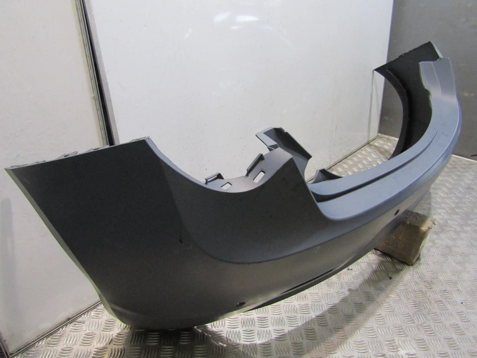 10-16 Alfa Romeo Giulietta C570 pare choc arrière PDC spec origine 156085878 REF F8M08 - Photo 4/4