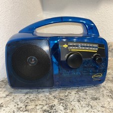 Freeplay Radio Self Powered  Solar Portable AM FM Camping Wind Up Crank Works