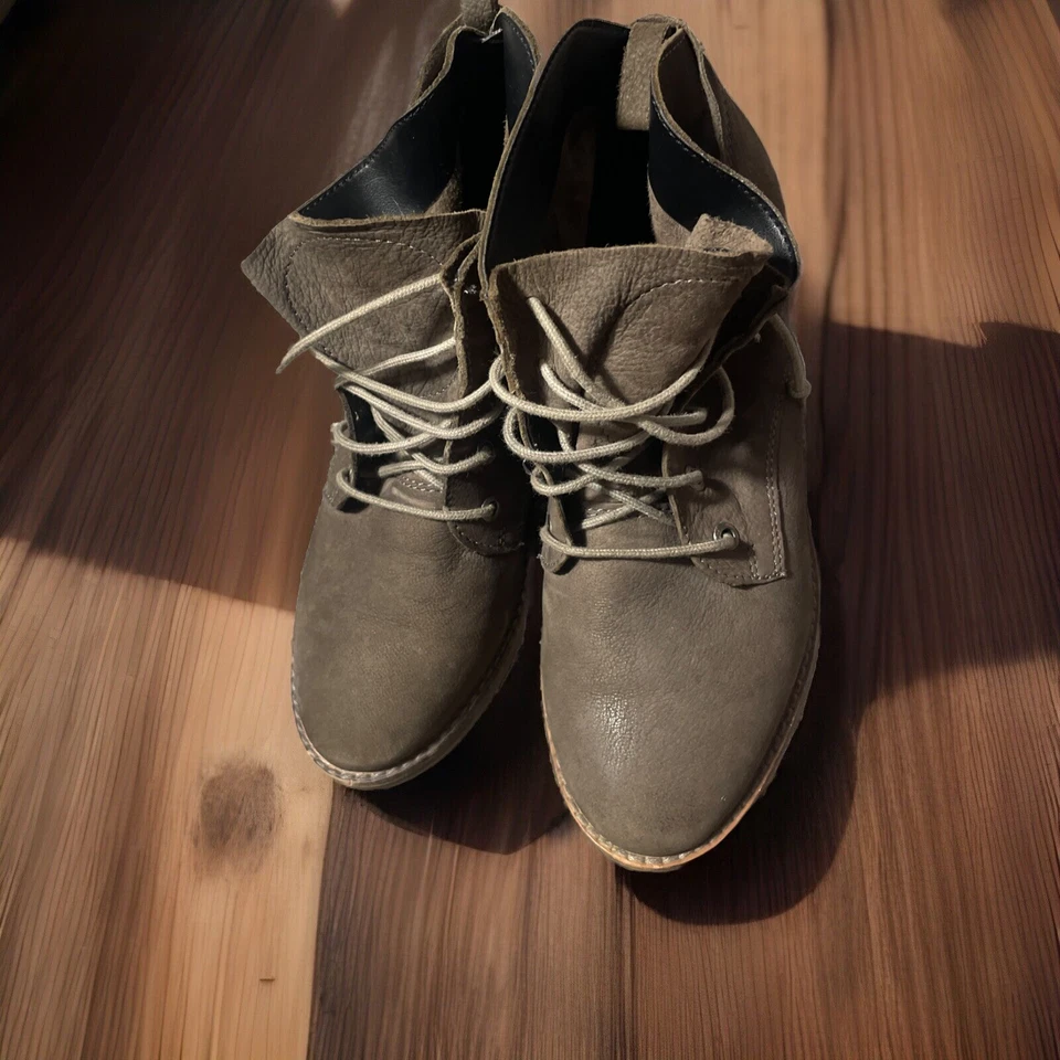 Botines Diba Cuero Gamuza Beige Para Mujer Talla 7.5 Y2K Zapatos Estilo Envejecido Foto 4 de 4