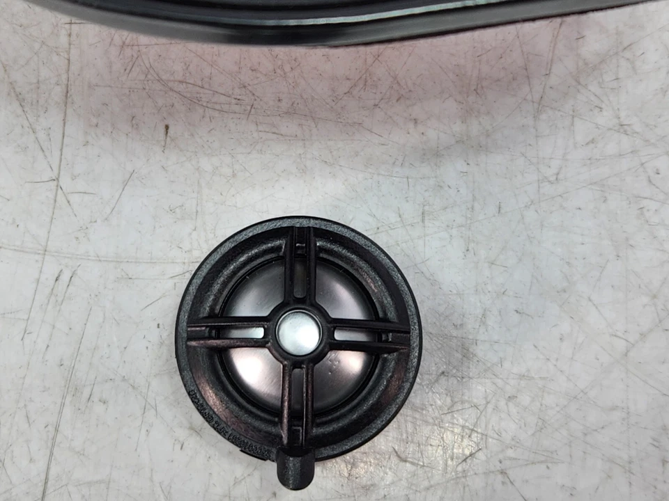 ✅ Altavoz woofer sistema de audio delantero derecho del lado del pasajero 11-16 OEM Ferrari FF Foto 2 de 4