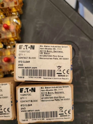 Eaton Contact Block and Momentary Push Buttons, (2) 10250T2C  (7) 10250T1C
