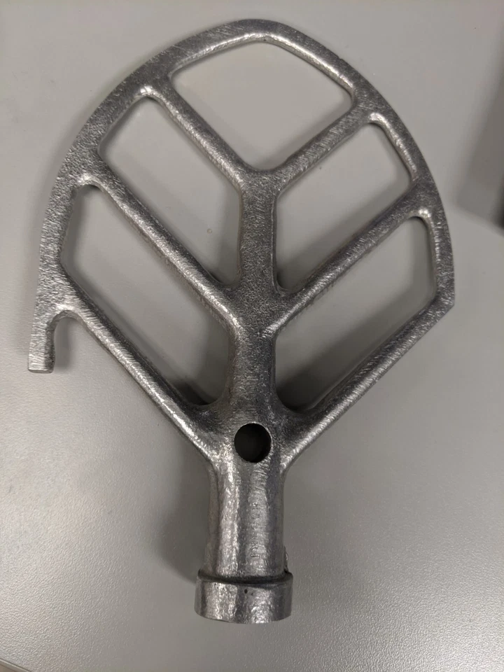 Hobart N50, N5B- 5 Quart Aluminum Flat Beater Attachment.