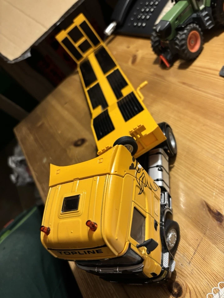 Siku 1:32 LKW Sattelzug Tieflader - Bild 2 von 4