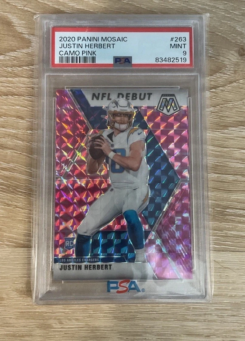 2020 Panini Mosaic - NFL Debut Justin Herbert #263 Camo Pink Mosaic Prizm (RC)