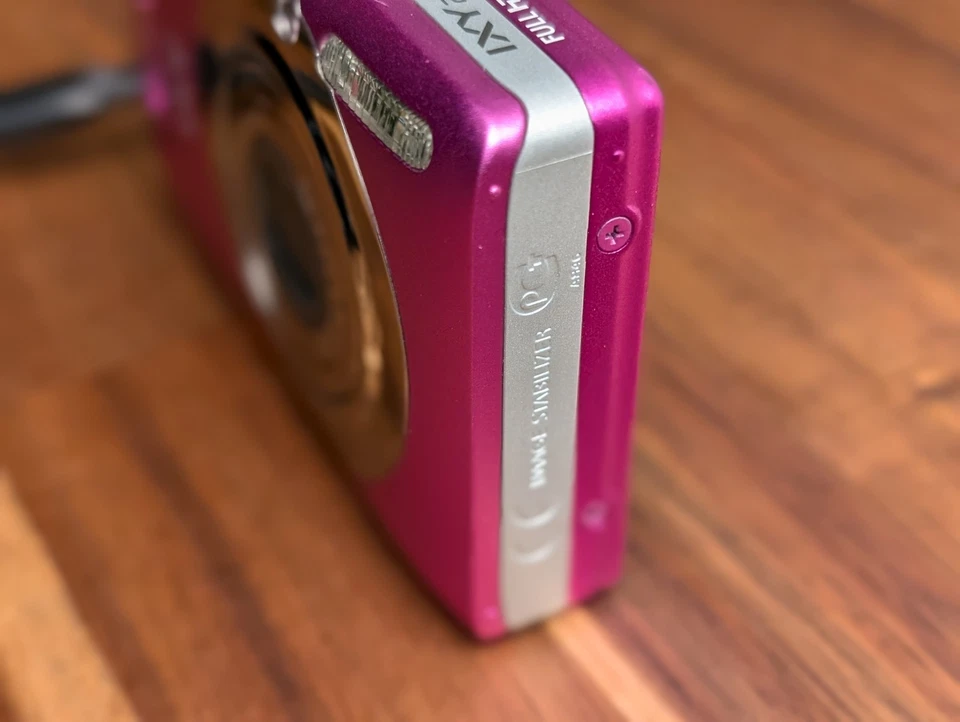 N MINT Canon IXY 210F Power Shot ELPH 100 HS 12.1MP Digital Camera JAPAN pink - Image 4 of 4