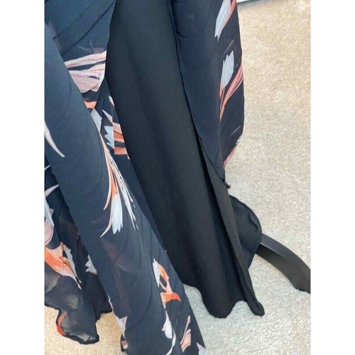 Fame And Partners Womens Jumpsuit Scorts Floral Belted Plunge Neck 14 New - Picture 4 of 12