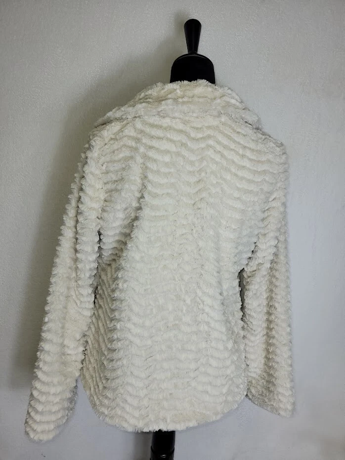 Chaqueta pelaje para mujer Patagonia piel sintética crema marfil blanco talla pequeña difusa Foto 4 de 4