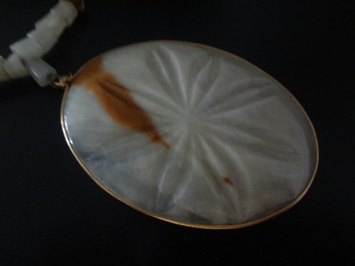 ONYX PENDANT TONES OF LIGHT GREEN AND BROWN - Picture 2 of 6