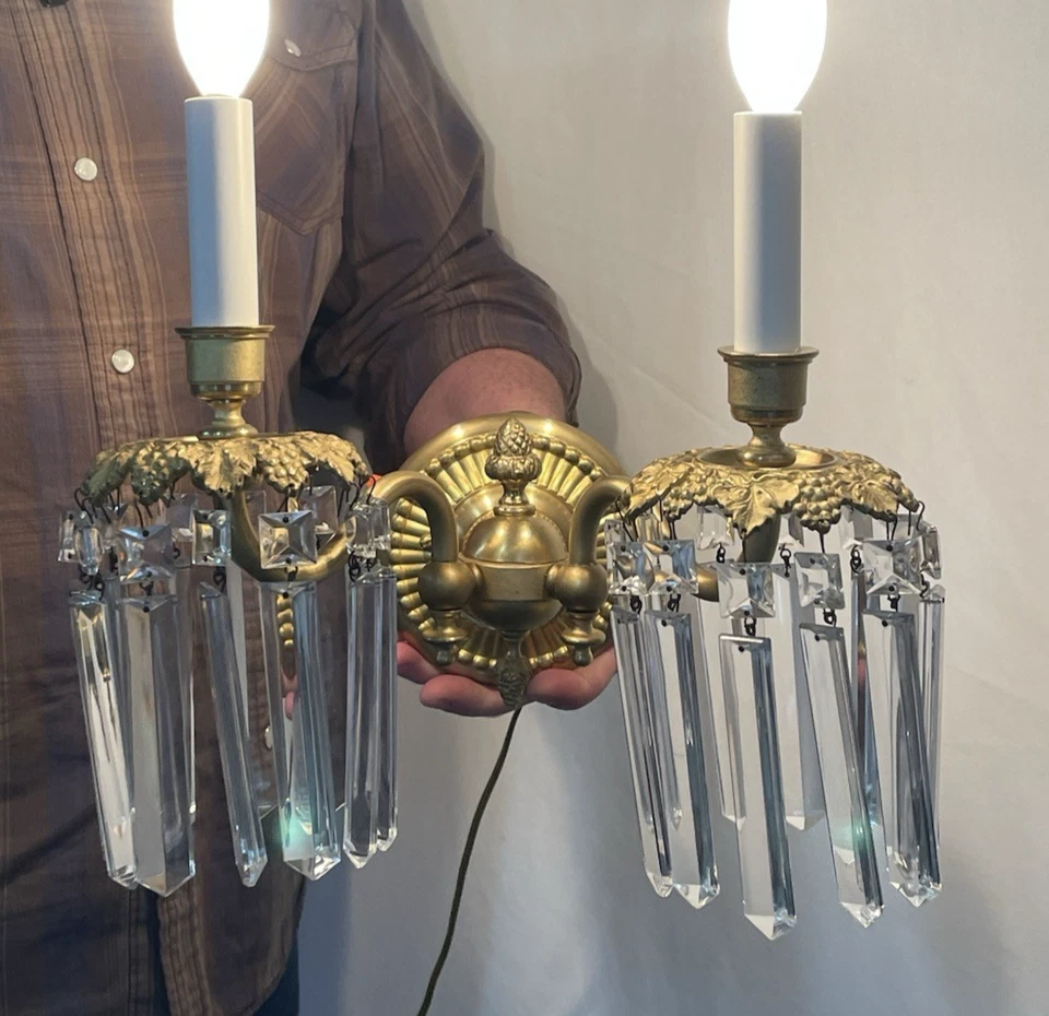 PAR RESTAURADOS Apliques de Pared de Cristal Antiguo De Colección Victoriano Art Deco 2 Brazos, Doble Foto 4 de 4
