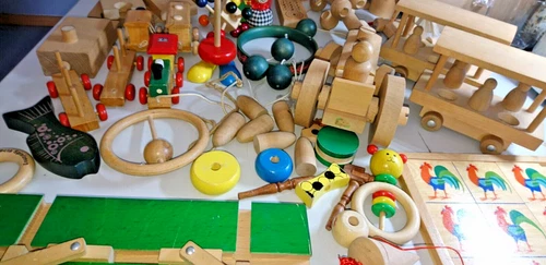 Holzspielzeug Holzgegenstände teils aus Finnland Konvolut