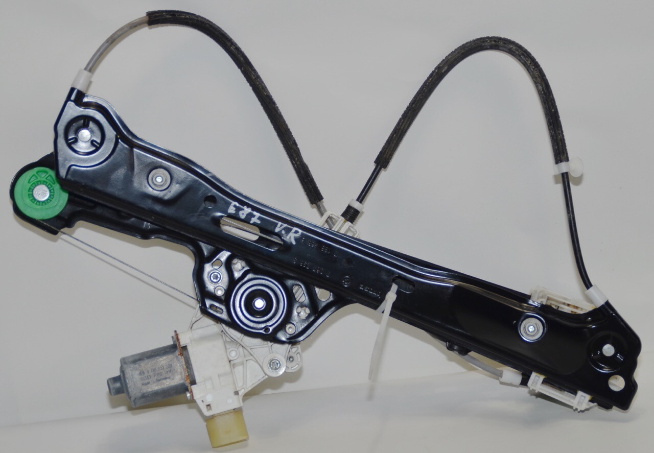 Window Regulator BMW 1ER E87 LCI Drive Motor Front Right Genuine 7067796 7138466 eBay
