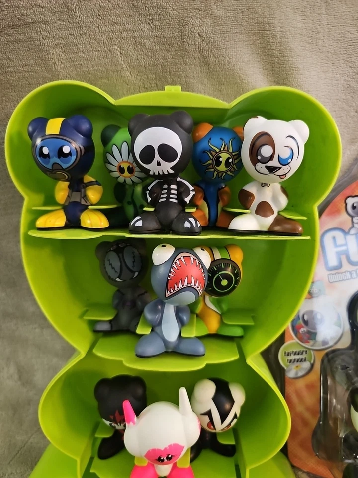 U.B. Funkeys Dream State Hub Lot of 25 Characters New & Used Mummy Ninja - Image 3 of 4