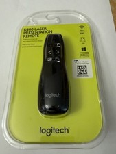 Logitech Wireless Presenter R400, PowerPoint Clicker with Laser Pointer