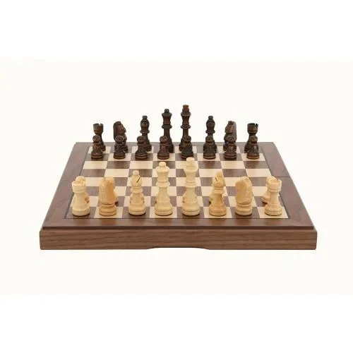 Dal Rossi: Walnut Chess Set, Dal Rossi Italy, Traditional Strategy Games, Board