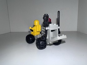 Lego 6823 - Classic Space - Surface Transport, 100% Complete - 1983 (1)