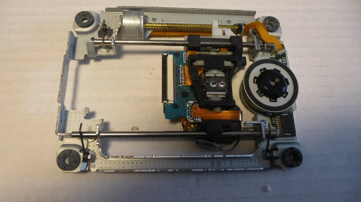 Marantz UD7006 , UD 7006 , original Laufwerk mit Laser + Einbauanleitung