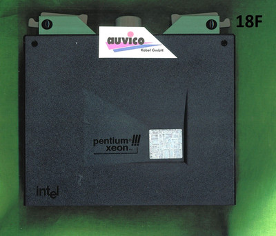 INTEL pentium 3 xeon SL49Q mit Kühlkörper