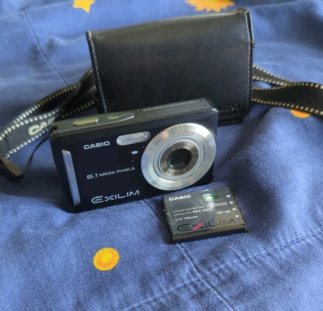 Casio EXILIM ZOOM 8-9.9MP Digital Cameras for Sale | Shop New