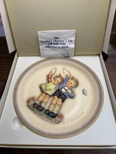 Goebel Hummel Anniversary Plate Hand Painted Porcelain 7.5 in 1985 West Germany