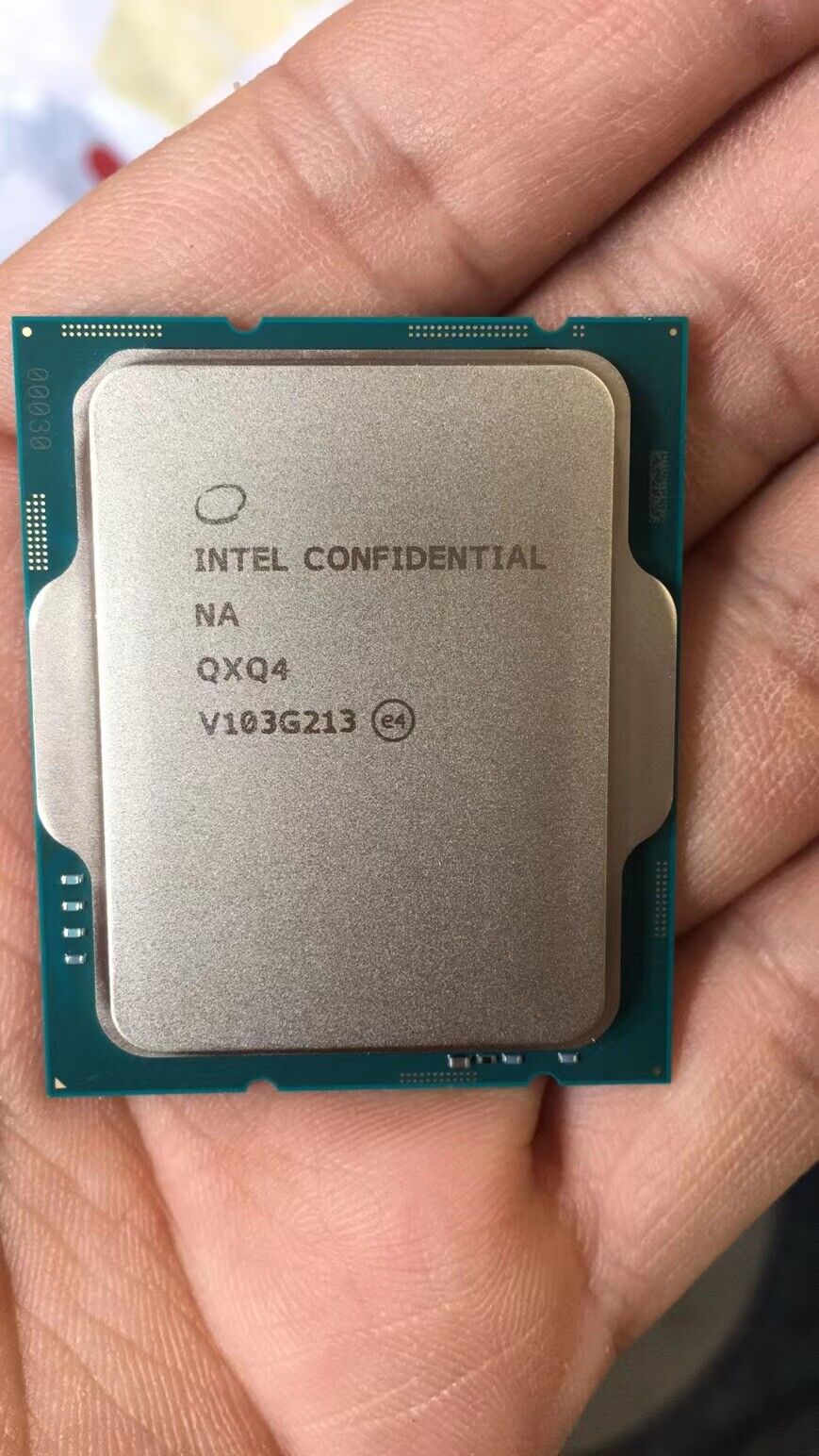 Intel Core i7-12700 ES version QXQ4 LGA 1700 interface 8+4 12 cores 20  threads