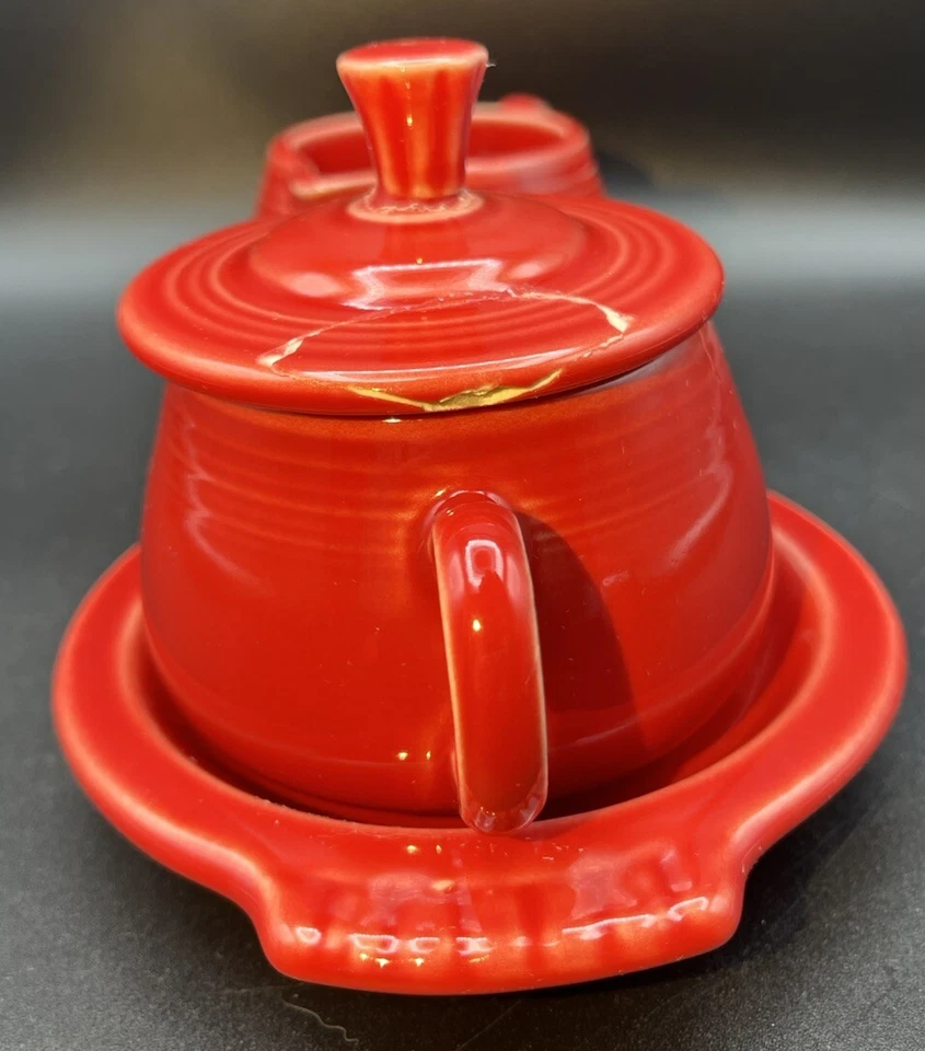 Fiestaware Homer Laughlin Sugar Bowl Crema Set con Bandeja Rojo Escarlata HLC EE. UU. Foto 3 de 4