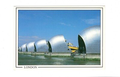 AK Ansichtskarte London / G.L.C. Thames Barrier / England