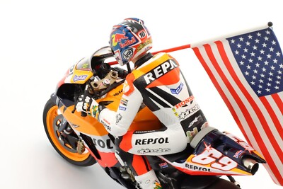 ミニチャンプス Honda RC211V Nicky Hayden 1:12 Minichamps 1:12 Scale HONDA RC211V Nicky Hayden 2006 World