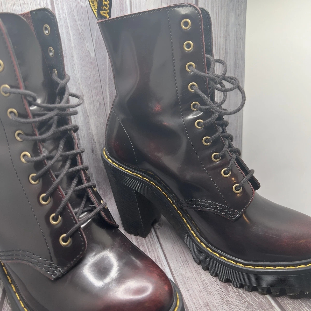Dr martens top kendra cherry