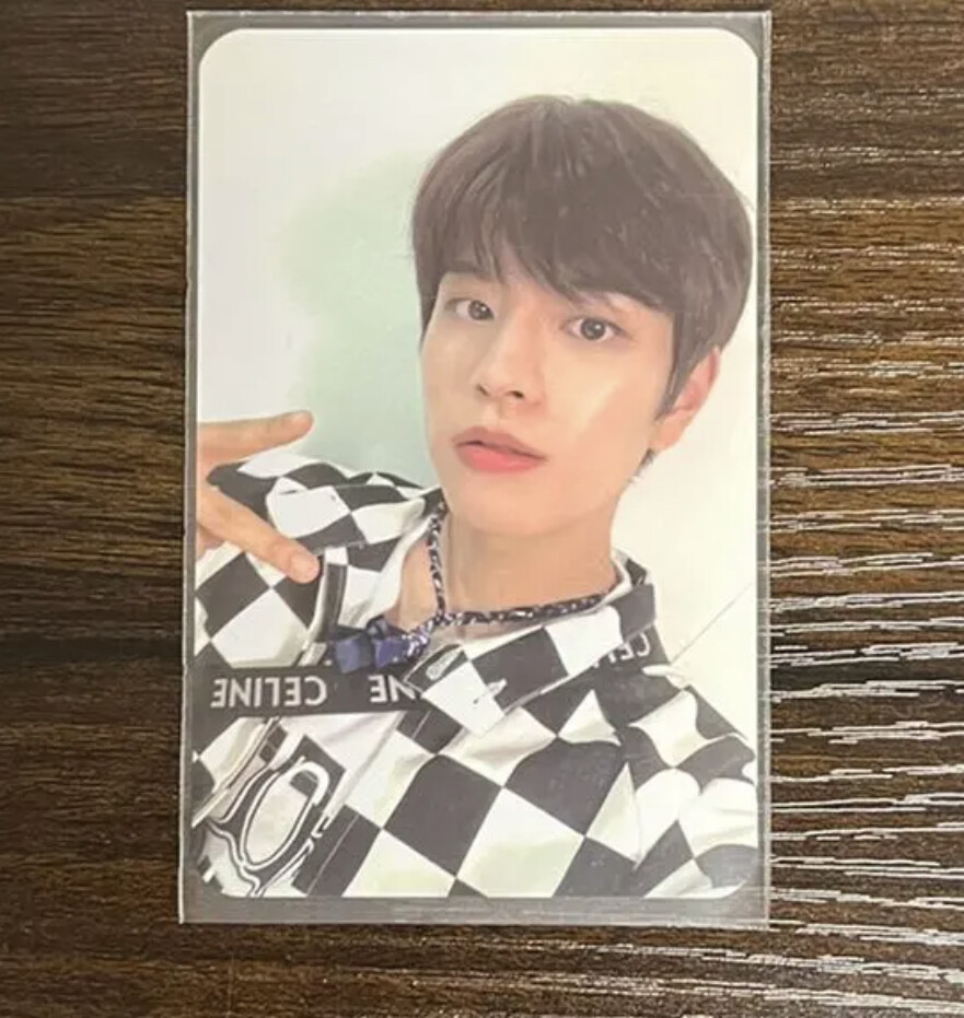 Stray Kids NOEASY Shopee 特典トレカ Hyunjin s-l400.jpg