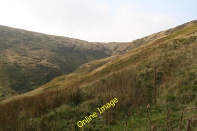 Photo 6x4 Issues Edge Holme/SE1005 So called because it is a watershed f c2014