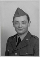 OLD PHOTO WW2 US SOLDIER UNIFORM PORTRAIT 1940S