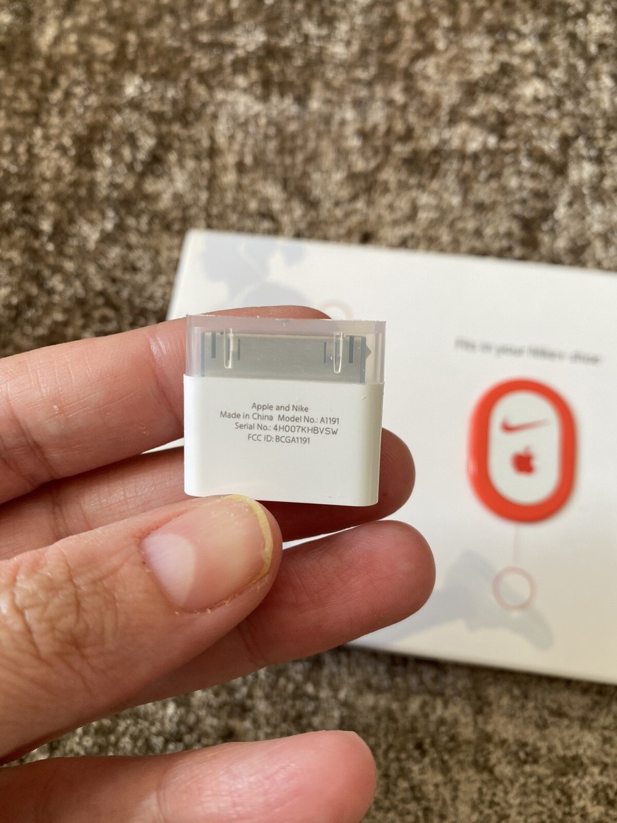 Nike Sport Kit Apple iPod Fits in Your Nike+ Shoe Wireless Censor