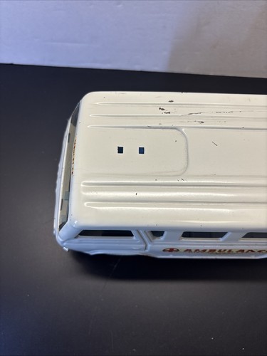 Vintage Pressed Steel Nylint Ford Econoline Ambulance Van - Picture 10 of 14
