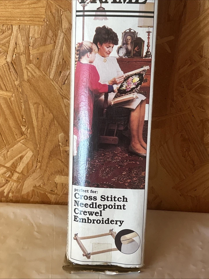 F A Edmunds 6" x 12" Hardwood Split Rail Scroll Embroidery Frame, Hardly used R - Image 3 of 4