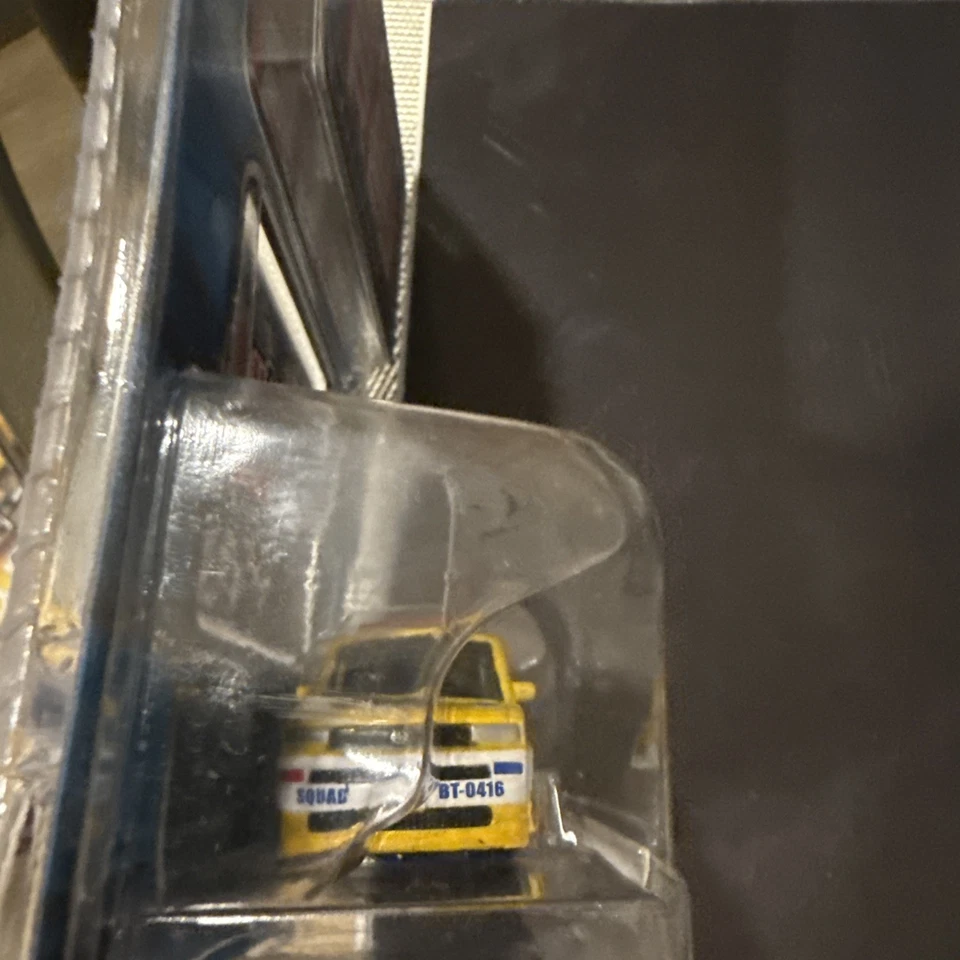 1/64 Maisto All Stars RED 独家 100 Scion XB 救护车和救援。 — 第 2/4 张图片