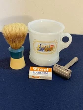 VINTAGE GILLETTE A 4 1955 FLARE TIP SAFETY RAZOR SHAVING SET KIT MUG BRUSH RAZOR