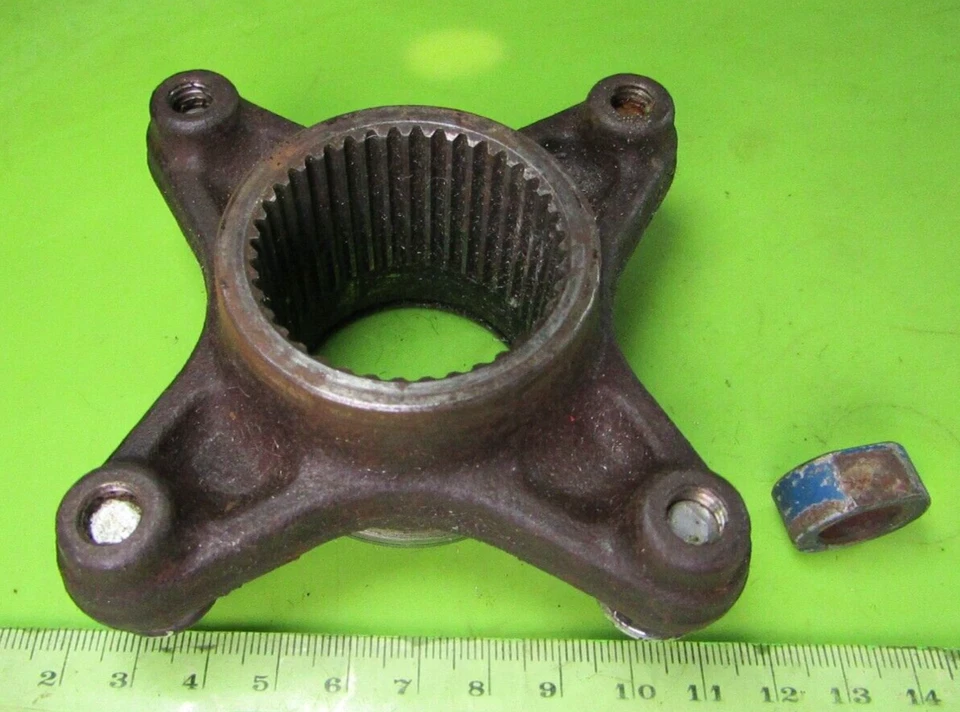 Honda OEM 1985 ATC 250R Rear Brake Disc Hub 43125-HA2-000 Good Splines - Image 3 of 4