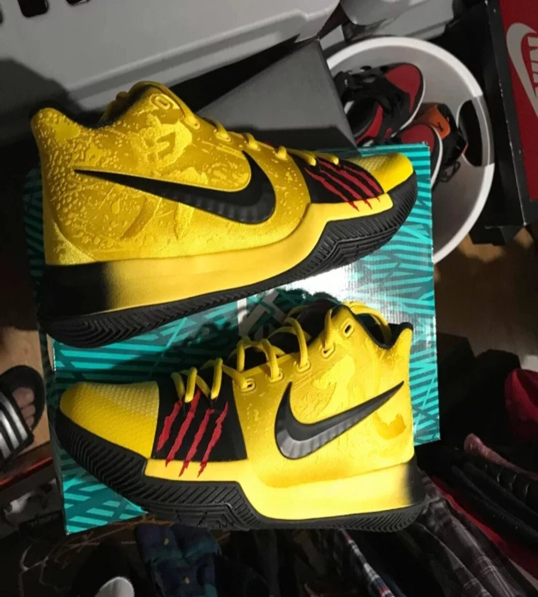 Kyrie 3 Mamba Mentality SZ 11. 5