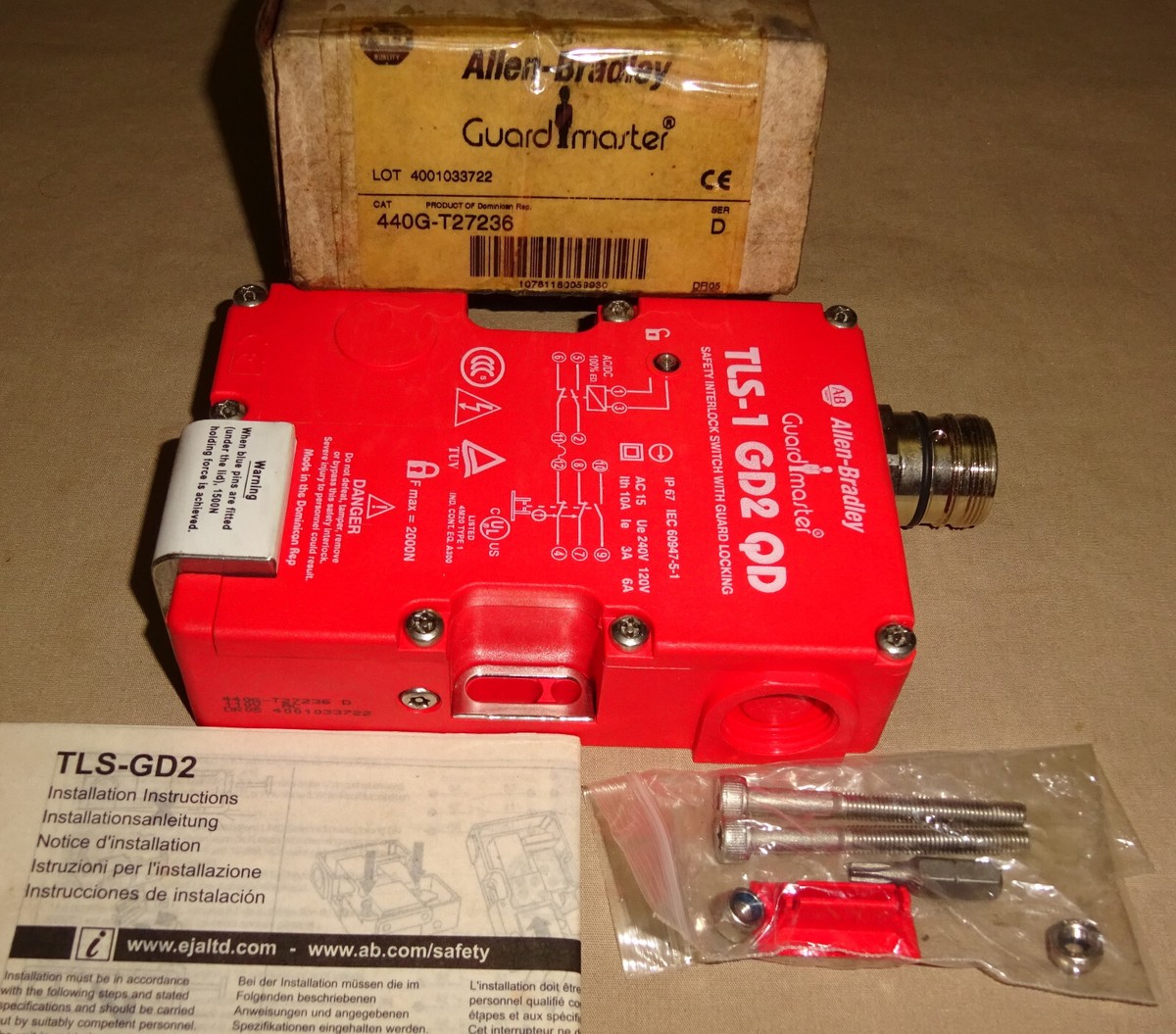 Allen Bradley 440G-T27236 Safety Switch TLS-1 GD2 QD 440GT27236